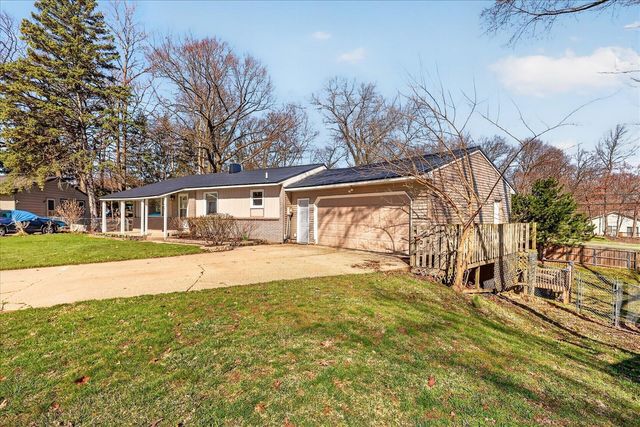 4401 Edgemont Drive, Wyoming, MI 49519