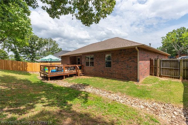 1413 Valley Forge Street, Van Buren, AR 72956