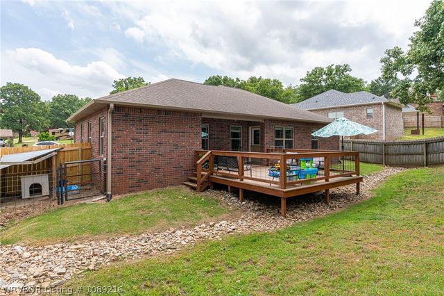 1413 Valley Forge Street, Van Buren, AR 72956