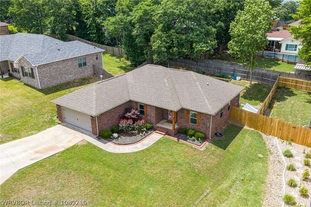1413 Valley Forge Street, Van Buren, AR 72956