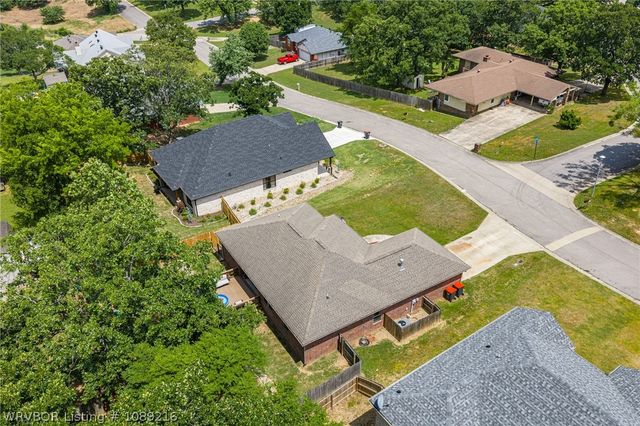 1413 Valley Forge Street, Van Buren, AR 72956