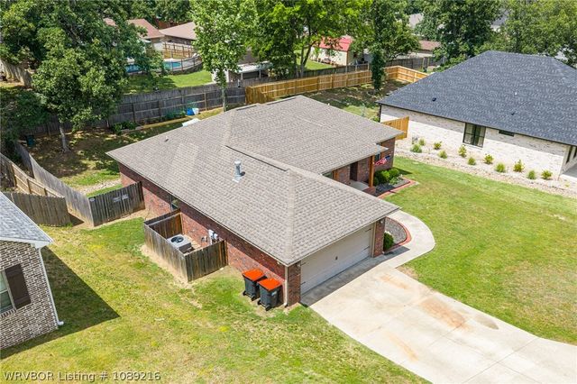 1413 Valley Forge Street, Van Buren, AR 72956