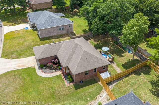 1413 Valley Forge Street, Van Buren, AR 72956