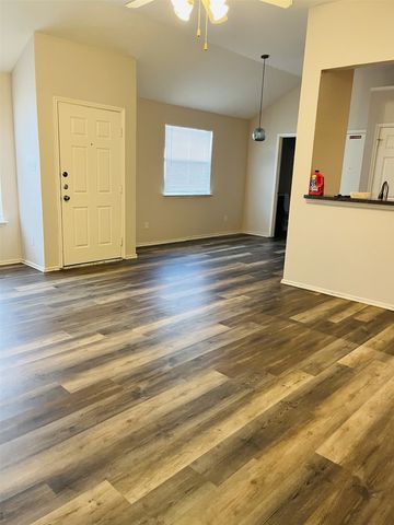 5039 Mountain Spring Trail, Fort Worth, TX 76123