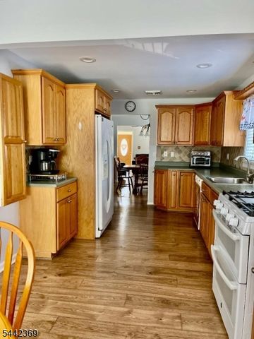 1859 W 5Th St, Piscataway Twp., NJ 08854