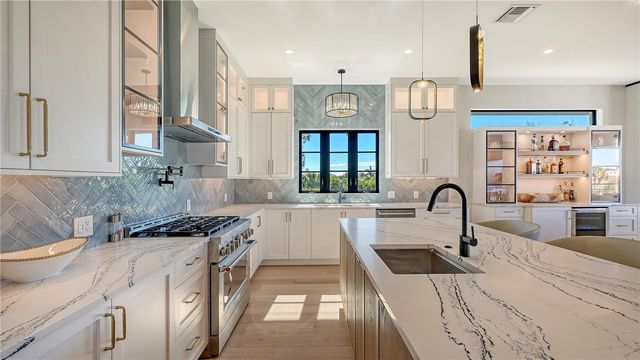 5263 AVENIDA DE CORTEZ, Sarasota, FL 34242