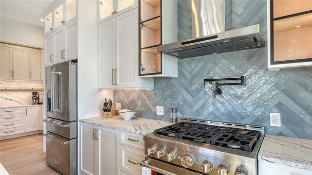 5263 AVENIDA DE CORTEZ, Sarasota, FL 34242