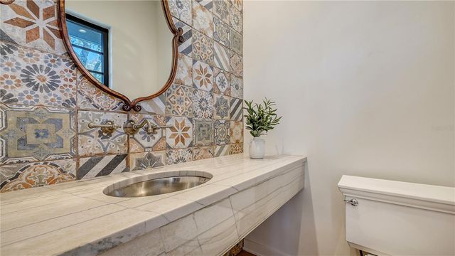 5263 AVENIDA DE CORTEZ, Sarasota, FL 34242