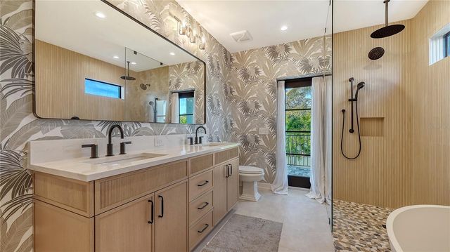 5263 AVENIDA DE CORTEZ, Sarasota, FL 34242