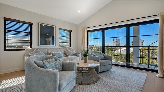 5263 AVENIDA DE CORTEZ, Sarasota, FL 34242