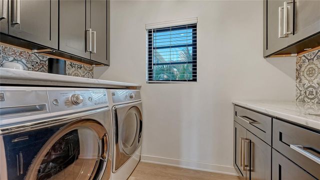 5263 AVENIDA DE CORTEZ, Sarasota, FL 34242