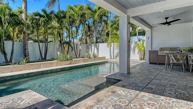 5263 AVENIDA DE CORTEZ, Sarasota, FL 34242