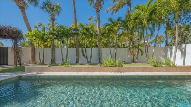 5263 AVENIDA DE CORTEZ, Sarasota, FL 34242