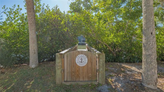 5263 AVENIDA DE CORTEZ, Sarasota, FL 34242