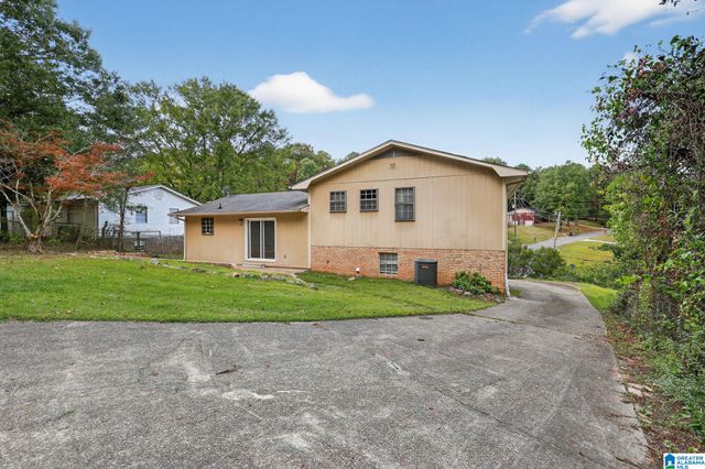 2925 WOOD DRIVE NE, Center Point, AL 35215