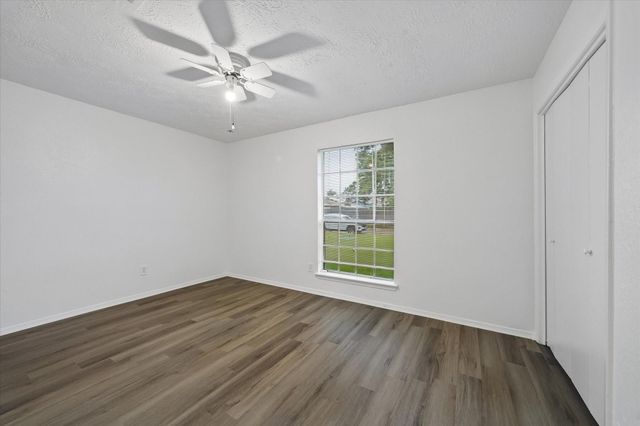 2114 Mocking Bird Lane, La Porte, TX 77571