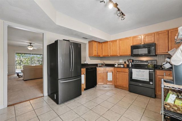 10346 CARROLLWOOD LANE 178, Tampa, FL 33618