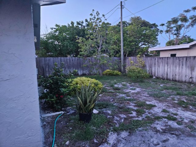 6420 N DIXIE Highway, Boca Raton, FL 33487