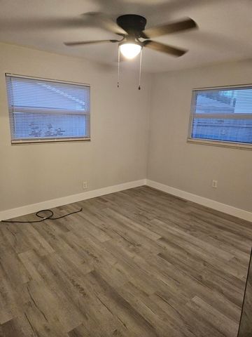 6420 N DIXIE Highway, Boca Raton, FL 33487