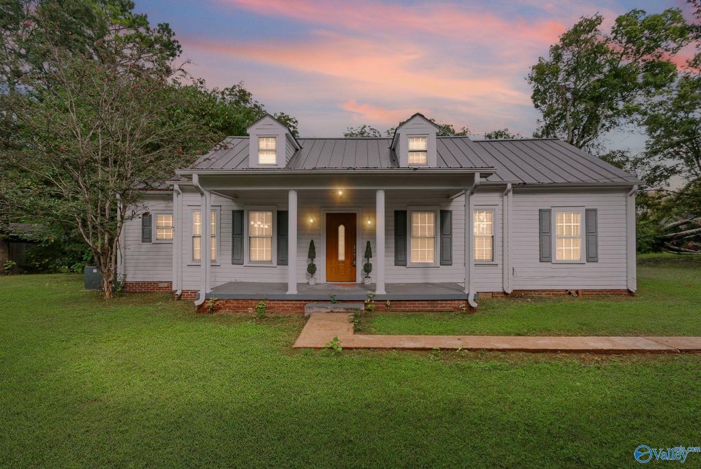 12514 Al Hwy 33, Moulton, AL 35650