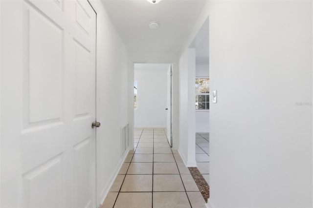 1530 E MINNESOTA AVENUE, Deland, FL 32724