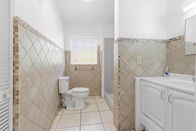 1530 E MINNESOTA AVENUE, Deland, FL 32724