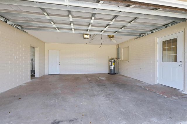 1530 E MINNESOTA AVENUE, Deland, FL 32724