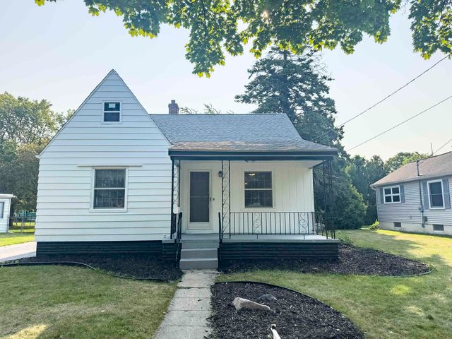 707 Burns Street, Essexville, MI 48732