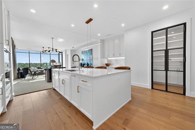 2520 Peachtree Road NW 903, Atlanta, GA 30305