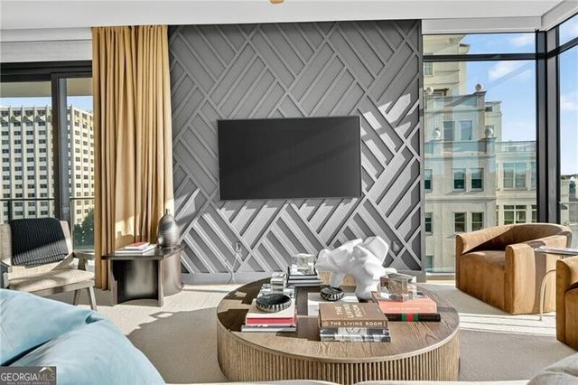 2520 Peachtree Road NW 903, Atlanta, GA 30305