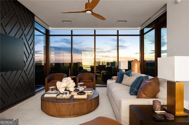 2520 Peachtree Road NW 903, Atlanta, GA 30305