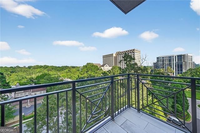 2520 Peachtree Road NW 903, Atlanta, GA 30305