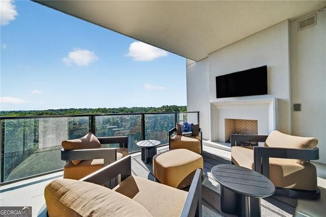 2520 Peachtree Road NW 903, Atlanta, GA 30305