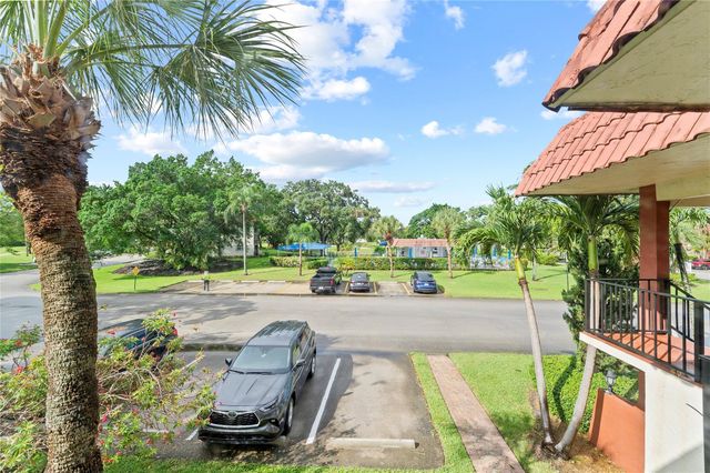 8941 S Hollybrook Boulevard 205, Pembroke Pines, FL 33025