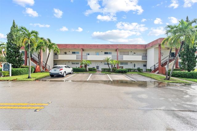 8941 S Hollybrook Boulevard 205, Pembroke Pines, FL 33025