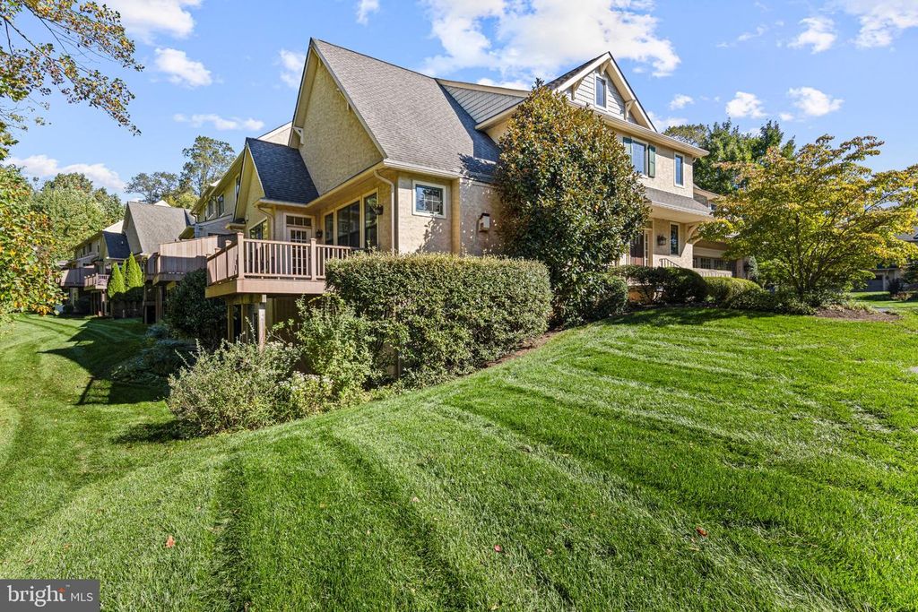 201 SAUL LN, MEDIA, PA 19063 — photo 2