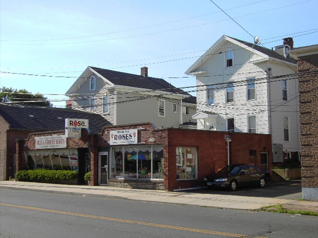 230 West Main Street, Meriden, CT 06451