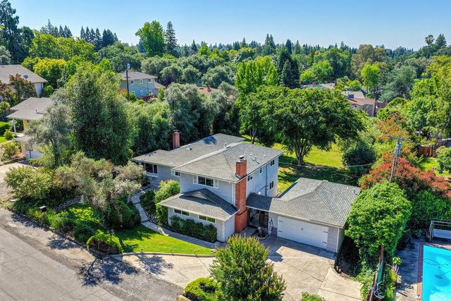 7634 Woodglen Dr, Fair Oaks, CA 95628