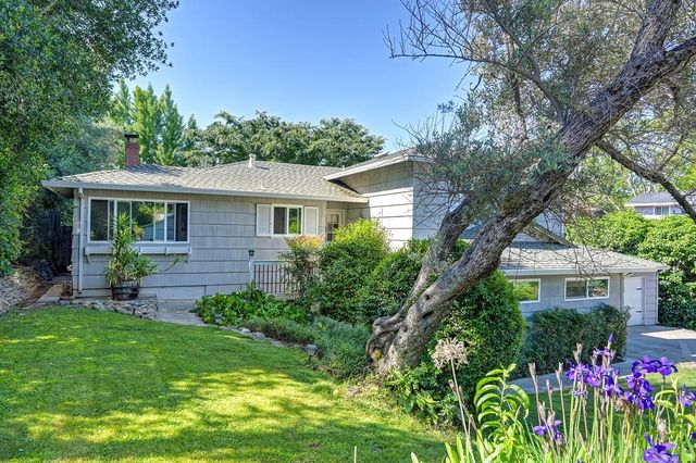 7634 Woodglen Dr, Fair Oaks, CA 95628