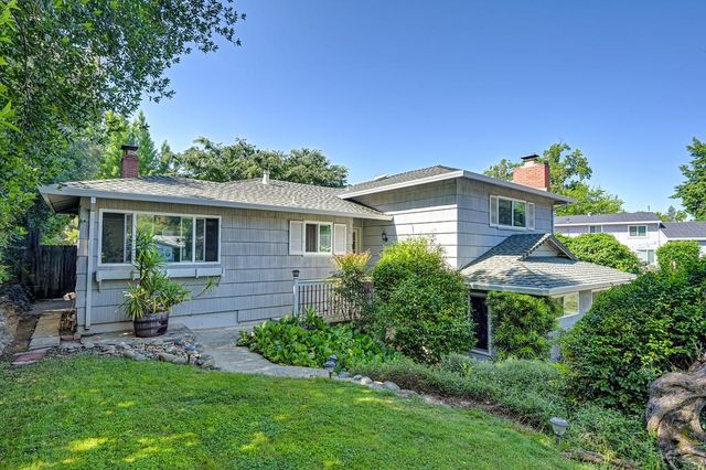 7634 Woodglen Dr, Fair Oaks, CA 95628