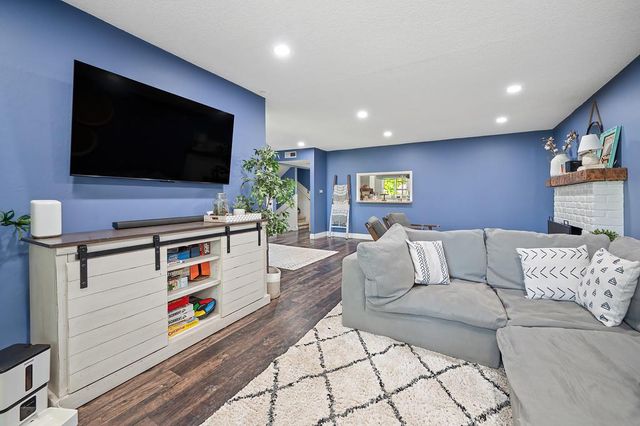7634 Woodglen Dr, Fair Oaks, CA 95628