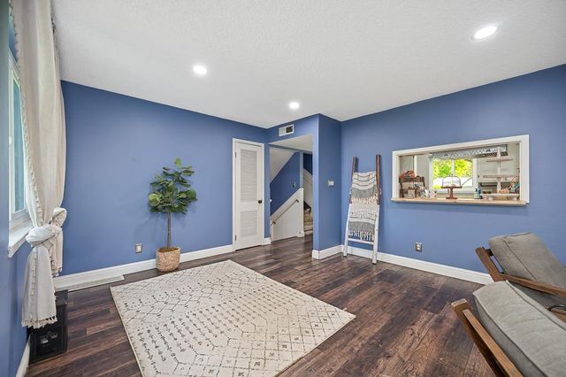 7634 Woodglen Dr, Fair Oaks, CA 95628