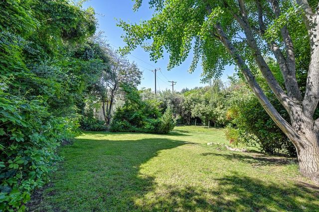 7634 Woodglen Dr, Fair Oaks, CA 95628