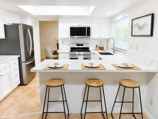 3444 Meadow View Drive, Oceanside, CA 92058