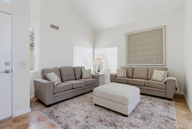 3444 Meadow View Drive, Oceanside, CA 92058