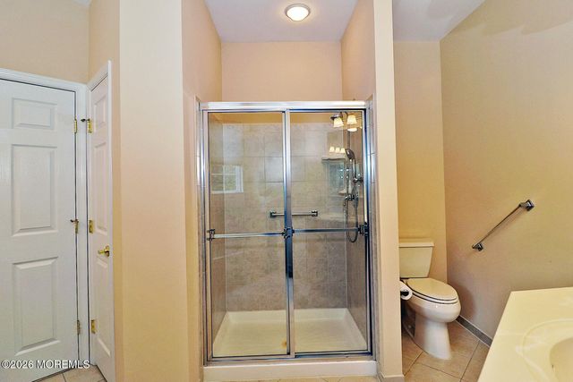 3 Battery Court, Barnegat, NJ 08005