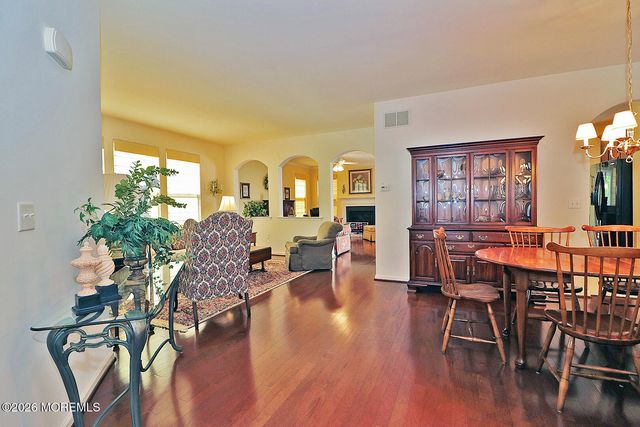 3 Battery Court, Barnegat, NJ 08005