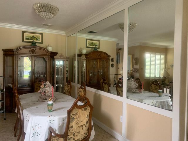 8292 Calabria Lakes Drive, Boynton Beach, FL 33473