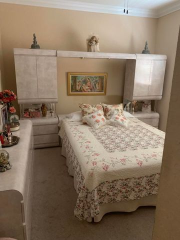8292 Calabria Lakes Drive, Boynton Beach, FL 33473