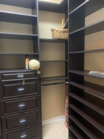8292 Calabria Lakes Drive, Boynton Beach, FL 33473